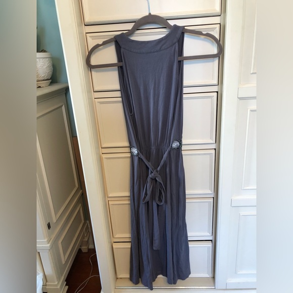 Eci gray/silver sleeveless dress size 6 - Picture 5 of 5